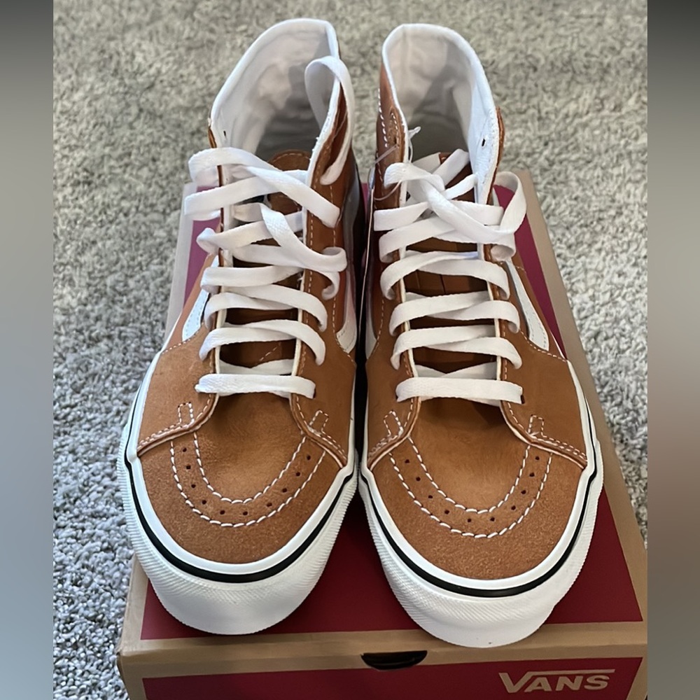 Women’s high top Vans